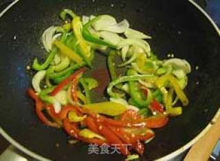 土豆辣子鸡丁的做法步骤：2