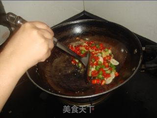 香干小炒肉的做法步骤：2