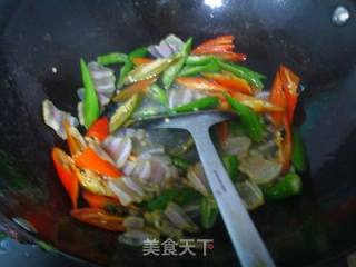 腊肉煲仔饭的做法步骤：2