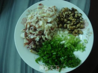 生炒糯米饭的做法步骤：2