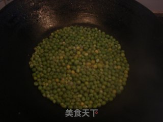 生炒糯米饭的做法步骤：2