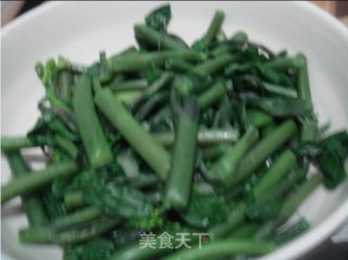 凉拌红菜苔的做法步骤：2