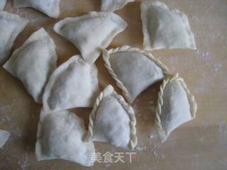 炸三角的做法步骤：2