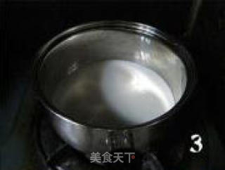 自制草莓冰淇淋的做法步骤：2
