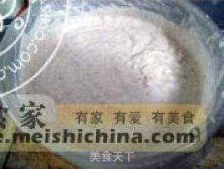 自制草莓冰淇淋的做法步骤：2