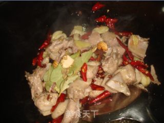 啤酒鸭的做法步骤：2