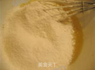 橙汁戚风蛋糕的做法步骤：2