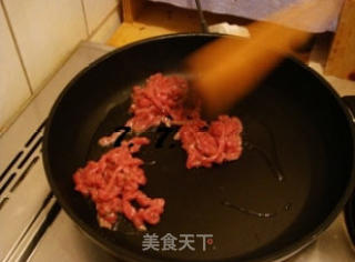 美味の炒牛河的做法步骤：2