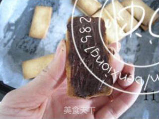 巧克力夹心饼干的做法步骤：2