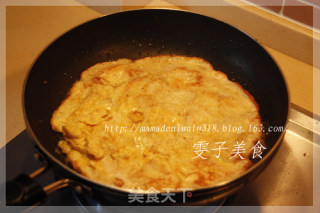 土司煎蛋三明治的做法步骤：2