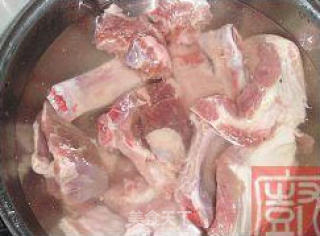 白激馍腊汁肉的做法步骤：2