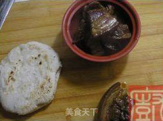白激馍腊汁肉的做法步骤：2