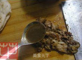 白激馍腊汁肉的做法步骤：2