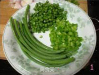 炒鸡蛋馓子的做法步骤：2