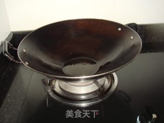 酸辣肥肠的做法步骤：2