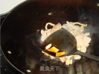 酸辣肥肠的做法步骤：2