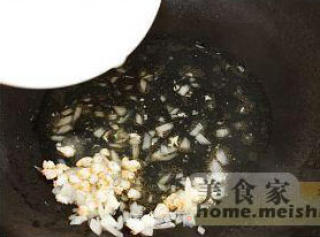 虾仁扒海参的做法步骤：2
