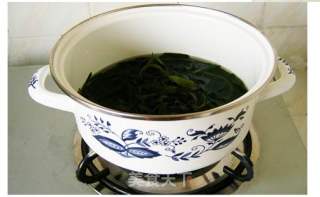 香辣鲜榨菜拌海带丝的做法步骤：2