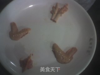 清补凉刷土鸡的做法步骤：2