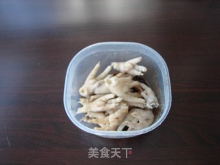 香辣凤爪的做法步骤：2