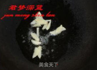酸辣烩油条的做法步骤：2