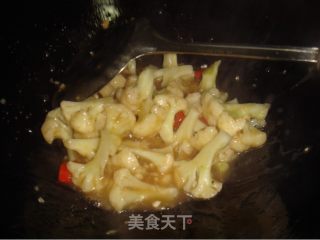 蚝油蒜茸花菜的做法步骤：2