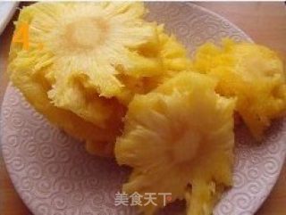 菠萝酒酿糖水的做法步骤：2