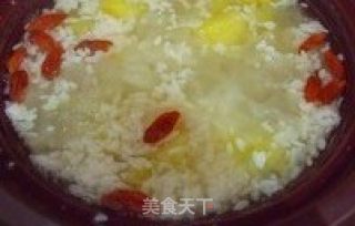 菠萝酒酿糖水的做法步骤：2