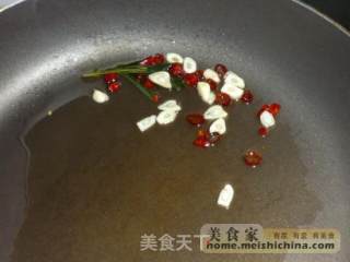 意式香煎鲈鱼的做法步骤：2