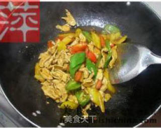 黑椒鸡柳的做法步骤：2