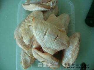 金牌翅中配金牌烤蒜的做法步骤：2