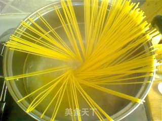 pasta(红白酱混合版)的做法步骤：2