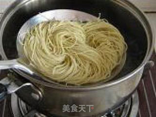 辣椒肉丝炒面的做法步骤：2
