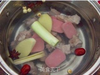 私房养生排骨汤的做法步骤：2