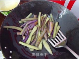 长豆角烧茄子的做法步骤：2