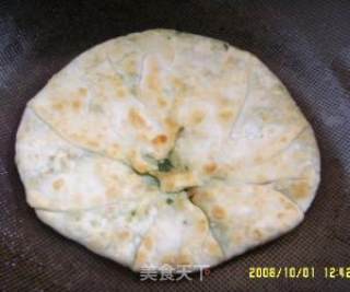 韭菜煎饼的做法步骤：2