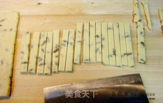 奶油提子酥条儿的做法步骤：2