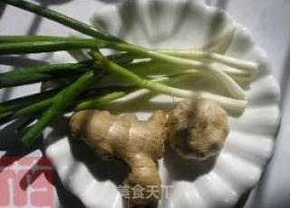 香辣鸭脖的做法步骤：2