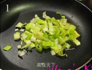 时蔬火腿鳕鱼碎的做法步骤：2
