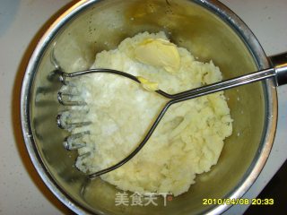 鸡汁土豆泥的做法步骤：2