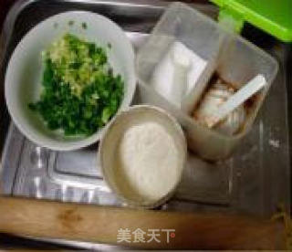 迷你花卷的做法步骤：2