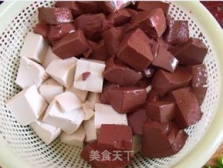 川香双色豆腐的做法步骤：2