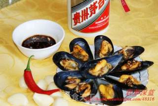 蒜蓉海虹的做法步骤：2