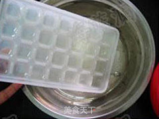 雪隐虹装的做法步骤：2