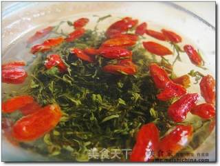 龙井茶焖大虾的做法步骤：2
