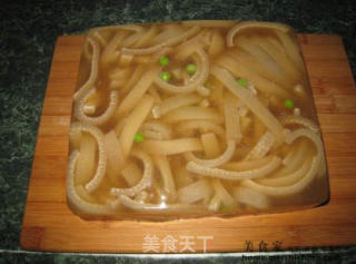 水晶皮冻的做法步骤：2