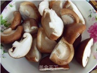 香菇油面筋的做法步骤：2
