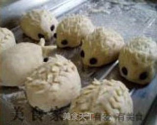 刺猬香芋馒头的做法步骤：2