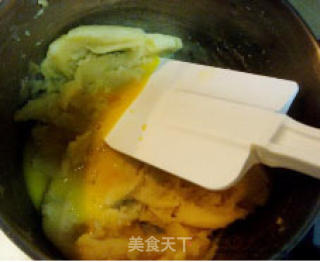 巧克力奶油蛋黄泡芙的做法步骤：2