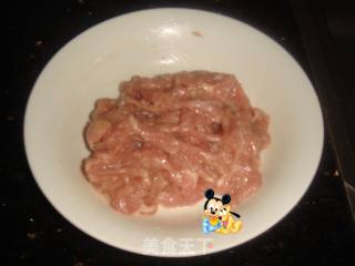鱼香肉丝的做法步骤：2